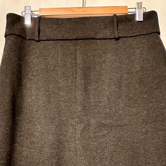 Vintage high waisted stretch pencil skirt. with oversized buttons. Anne Klein - Picture 3 of 5